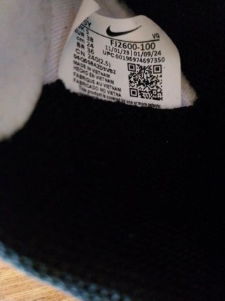 Zapatillas Nike Fútbol Nuevas Talla 38