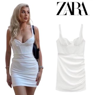 Vestido Corto Blanco Zara