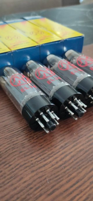 Cuarteto Válvulas EL34 JJ Electronic Emparejadas