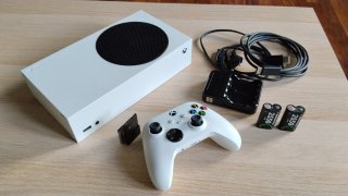 Xbox Series S +mando, SSD Seagate 1TB, 2 Baterias