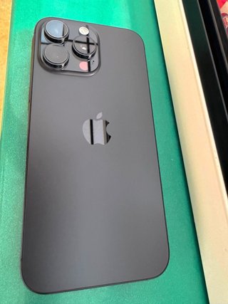 iPhone 16 Pro Max Space Gray