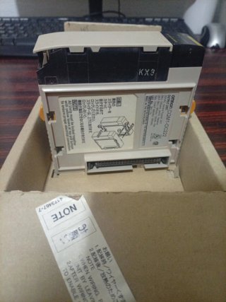 Módulo Omron CQM1-OC222