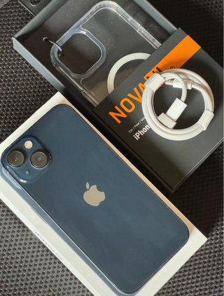 iPhone 13 - 256gb - (Midnight Colour)
