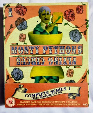 Monty Python's Flying Circus. Temporada 1 (bluray)