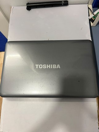 Portátil Toshiba Satellite L850-1J9