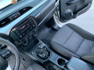 TOYOTA Hilux 2.4 D4D cabina doble GX