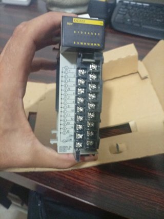 Módulo Omron CQM1-OC222