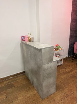 TRASPASO DE ESTÉTICA (salón de pestañas y uñas)