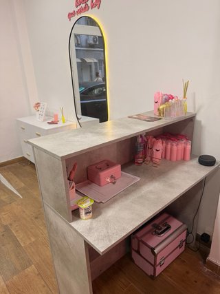 TRASPASO DE ESTÉTICA (salón de pestañas y uñas)