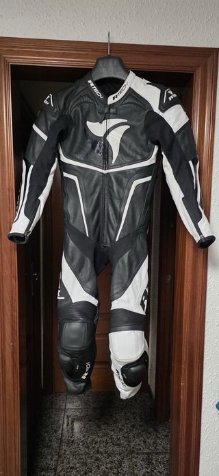 Mono R-TECH Talla 46