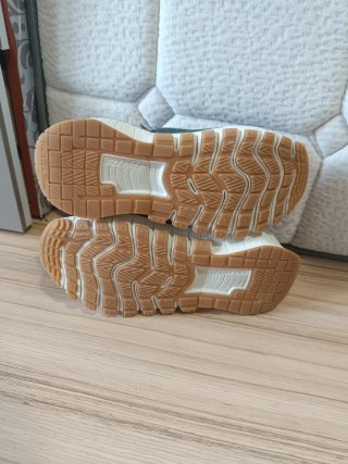 Zapatillas Nike Marrón y Verde