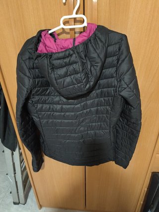 Chaqueta Quechua acolchada con capucha