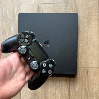 PS4 Slim 500GB + Controller + Cavi | PlayStation 4