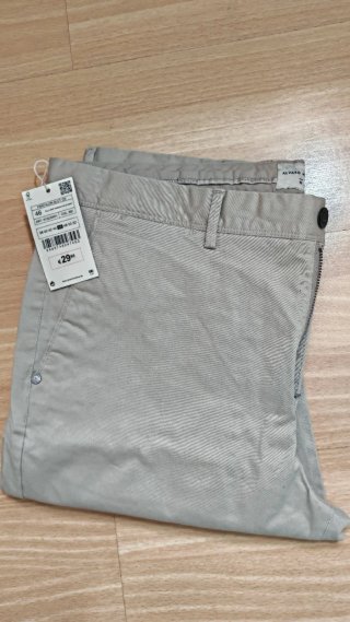 Pantalón Chino Álvaro Moreno Beige