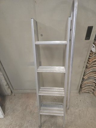 Escalera Extensible de Aluminio para Buhardilla