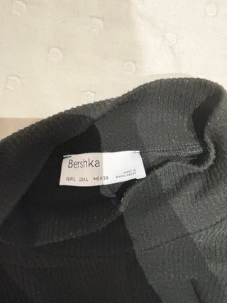 Top jersey acanalado manga larga cuello alto negro