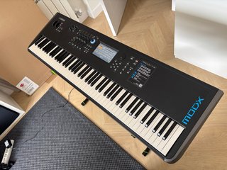 Sintetizador Yamaha MODX8
