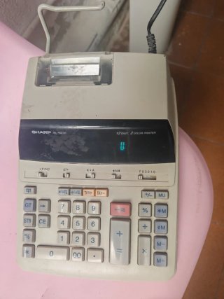 Calculadora Sharp EL-1607P