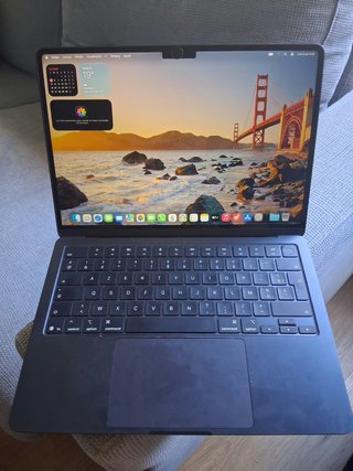 MacBook Air 13.6 M4 24GB RAM 512GB
