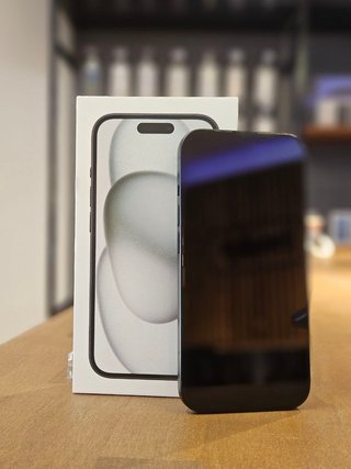 IPHONE 15 256GB NEGRO 90% BATERÍA - 431 CICLOS