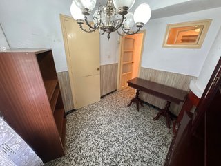 PISO EN VENTA EN LA CALLE ALFONSO VIII B-1885