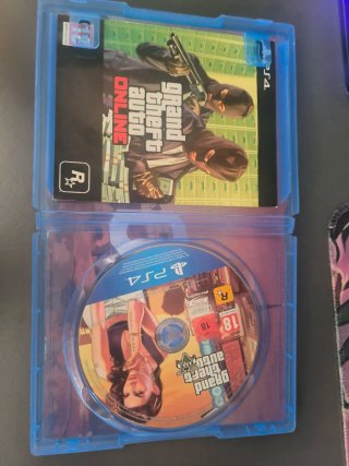 Vendo 7 juegos para la play 4.