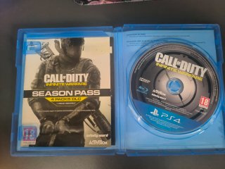 Vendo 7 juegos para la play 4.