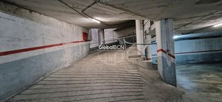 Garaje en venta en Collblanc en Hospitalet de Llobregat, L´