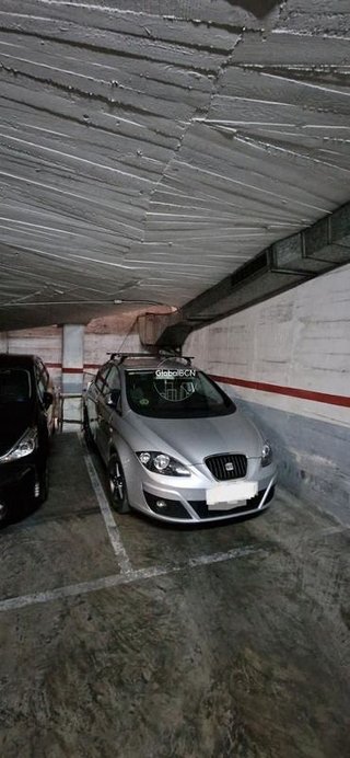 Garaje en venta en Collblanc en Hospitalet de Llobregat, L´
