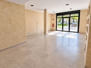 Local comercial en alquiler en Santa Eugènia en Girona