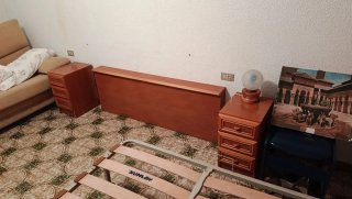 Cabecero y 2 Mesitas de Noche de Madera