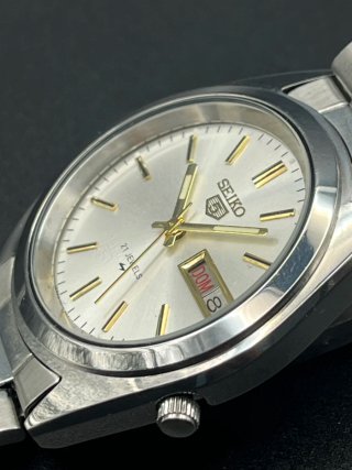 Seiko 5 automático 7009A