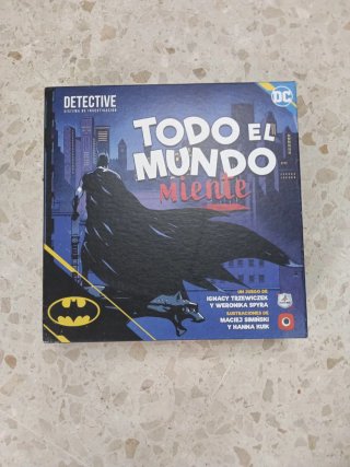 Juego de Mesa Batman: Todo el Mundo Miente
