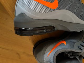 Zapatillas Nike Grises y Naranjas. T 38.UNISEX