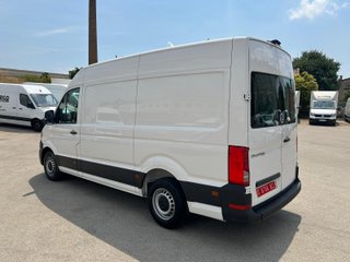 VOLKSWAGEN Crafter 2.0 TDI 140 MEDIA SOBREELEVADA