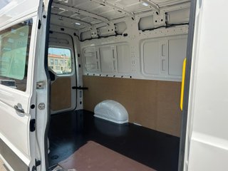 VOLKSWAGEN Crafter 2.0 TDI 140 MEDIA SOBREELEVADA