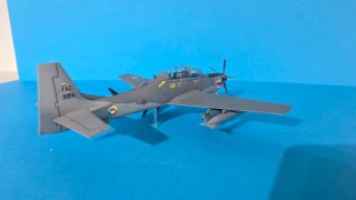 Maqueta Avión Tucano Colombia Escala 1:48