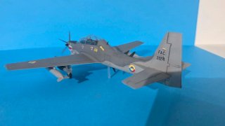 Maqueta Avión Tucano Colombia Escala 1:48