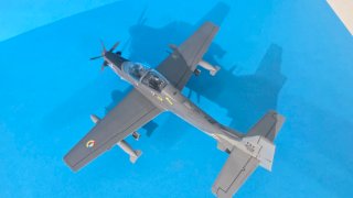 Maqueta Avión Tucano Colombia Escala 1:48