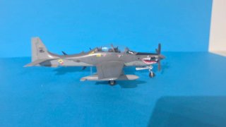 Maqueta Avión Tucano Colombia Escala 1:48