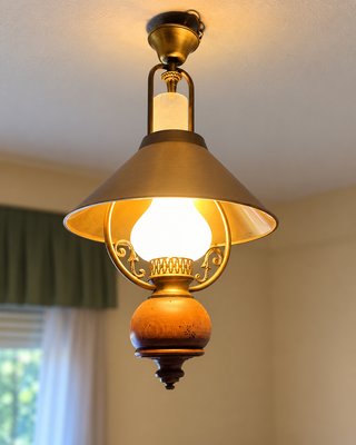 Lámpara de techo vintage latón y madera