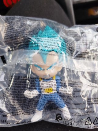 Muñeco Vegeta Super Saiyan Blue Burger King
