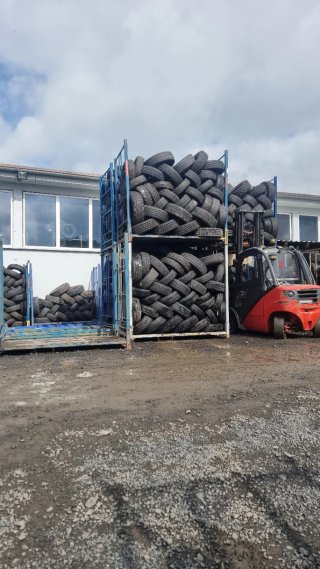 Neumáticos de coche y furgonetas