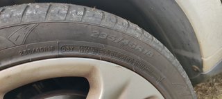 Neumáticos / Cooper Zeon CS8 235/45 R18 98Y