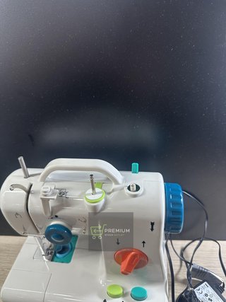 Buki 5410  máquina de coser