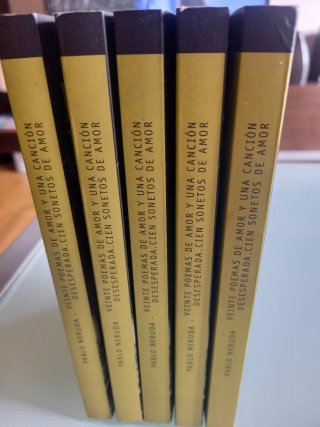 Lote de 5 libros idénticos de Pablo Neruda