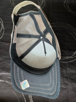 Gorra Toro con Visera Estampada