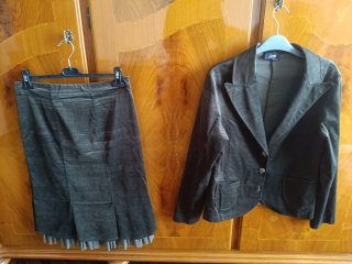 Tailleur Kham verde scuro, effetto velluto, tg L