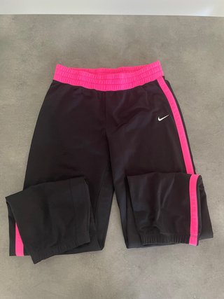 Pantalón chándal Nike negro y rosa