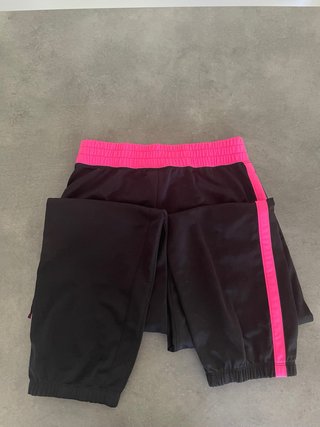 Pantalón chándal Nike negro y rosa